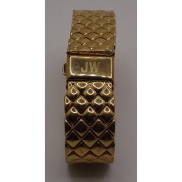 Vintage Jones Wear Gold-tone Quilted Bracelet Watch with Roman Numerals - Picture 3 of 5